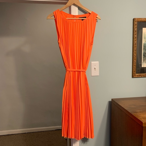 banana republic orange pleated dress Banana Republic pleated orange dress